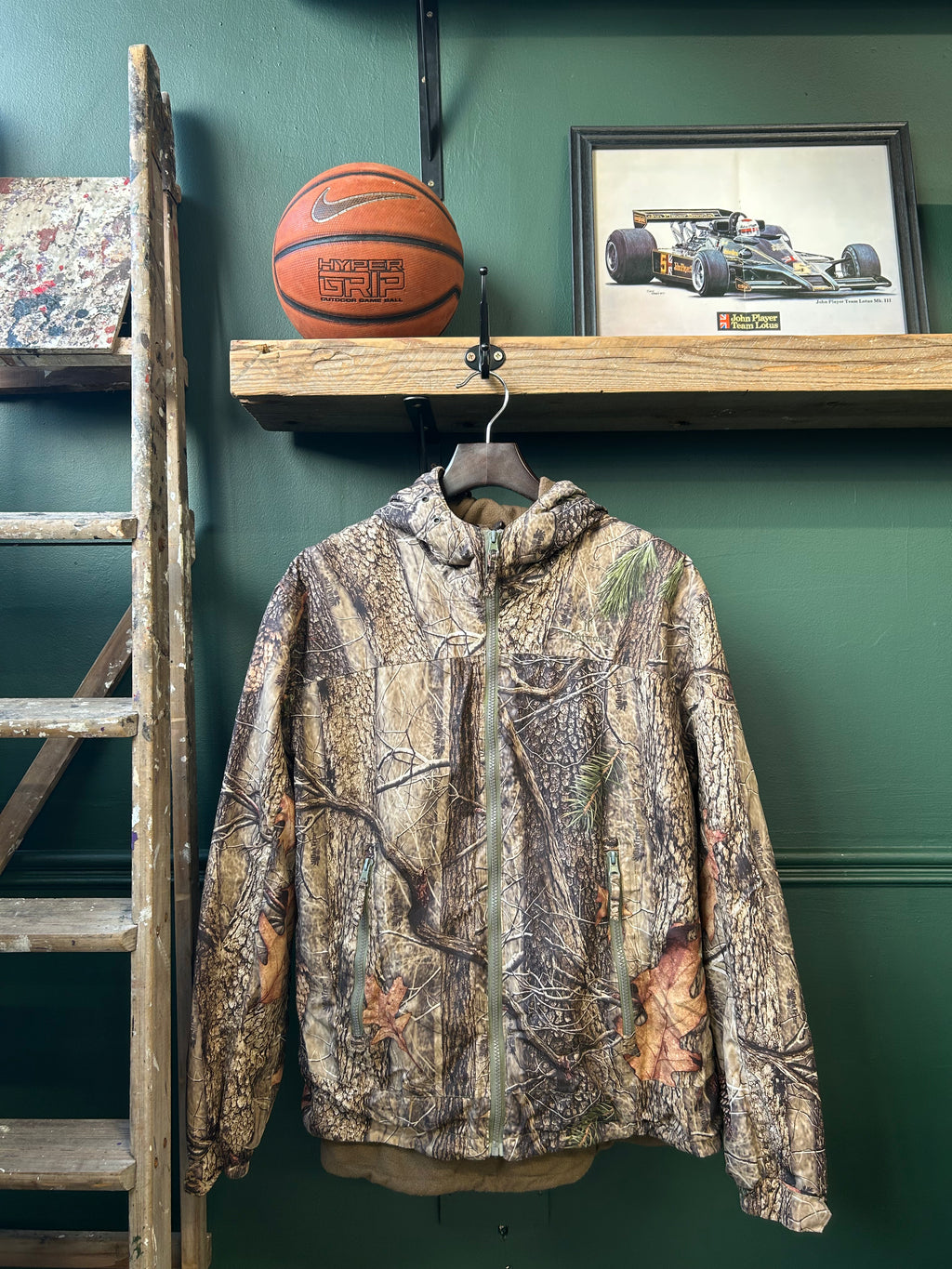 HOODED REAL TREE JACKET