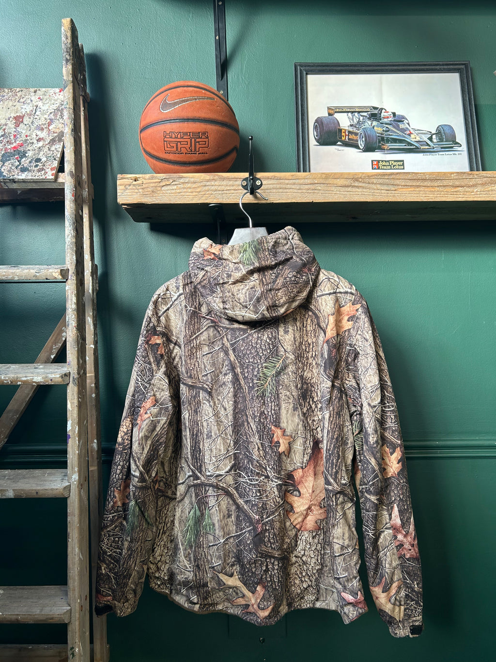 HOODED REAL TREE JACKET