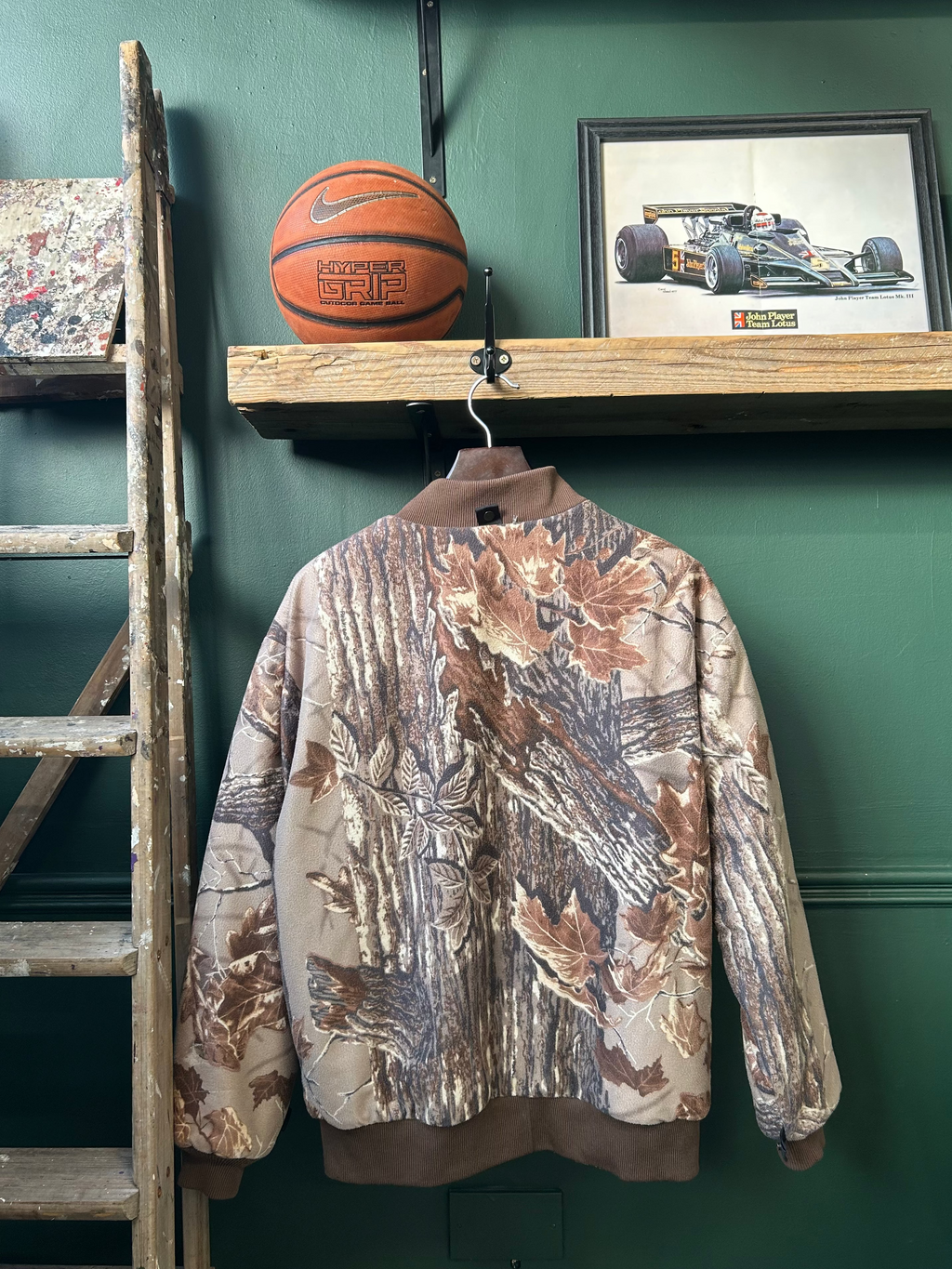 CABELAS REAL TREE BOMBER JACKET