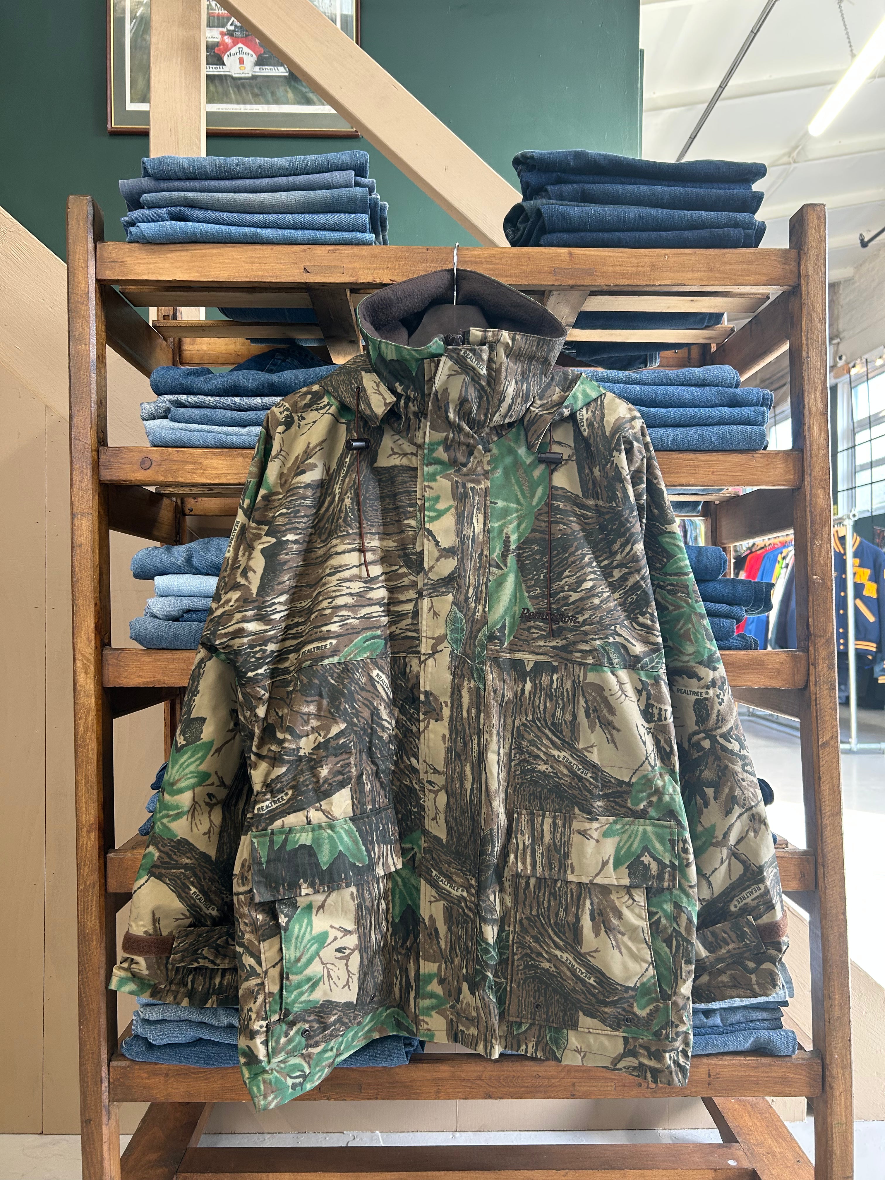REAL TREE OUTDOOR JACKET