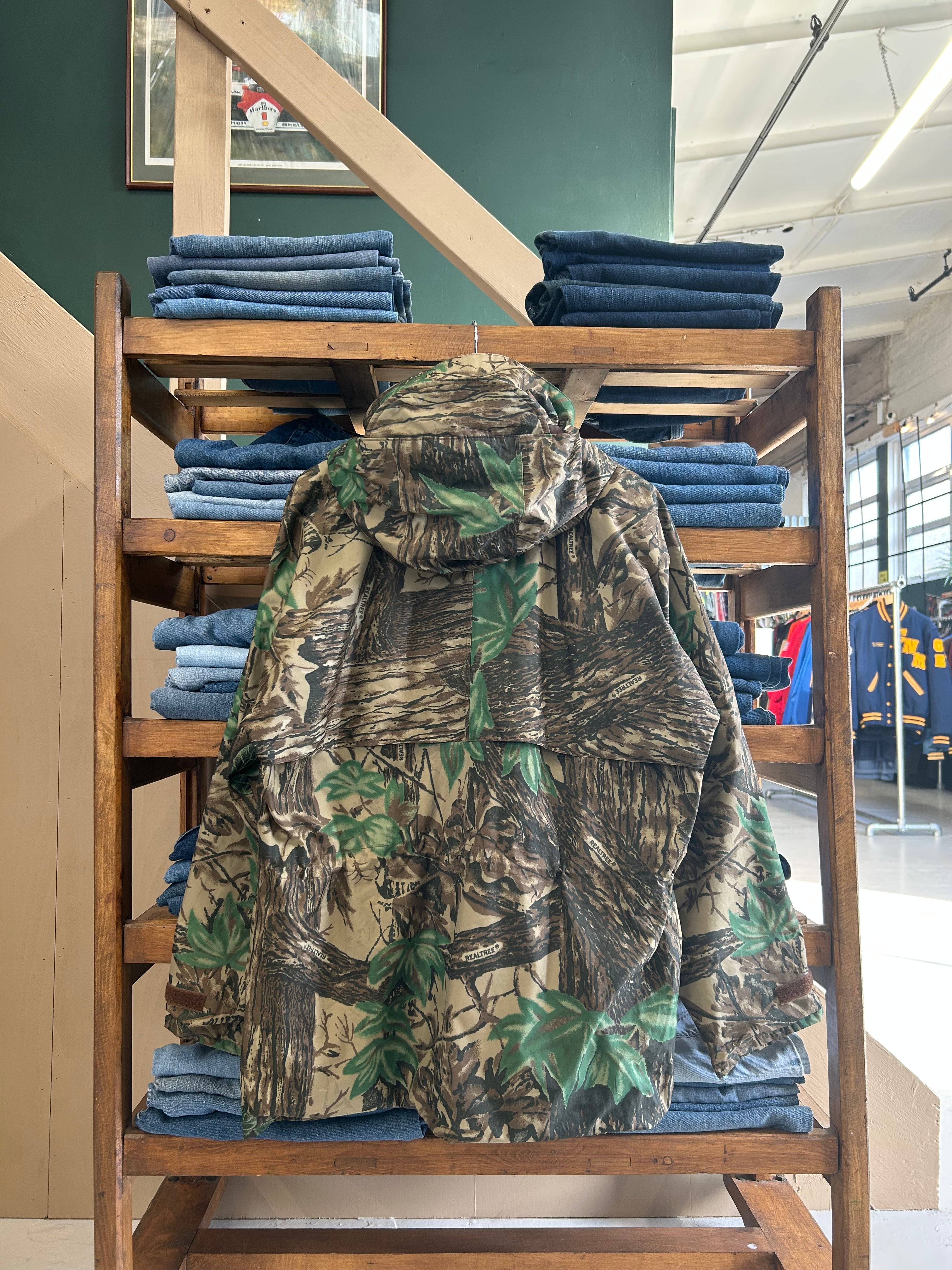 REAL TREE OUTDOOR JACKET