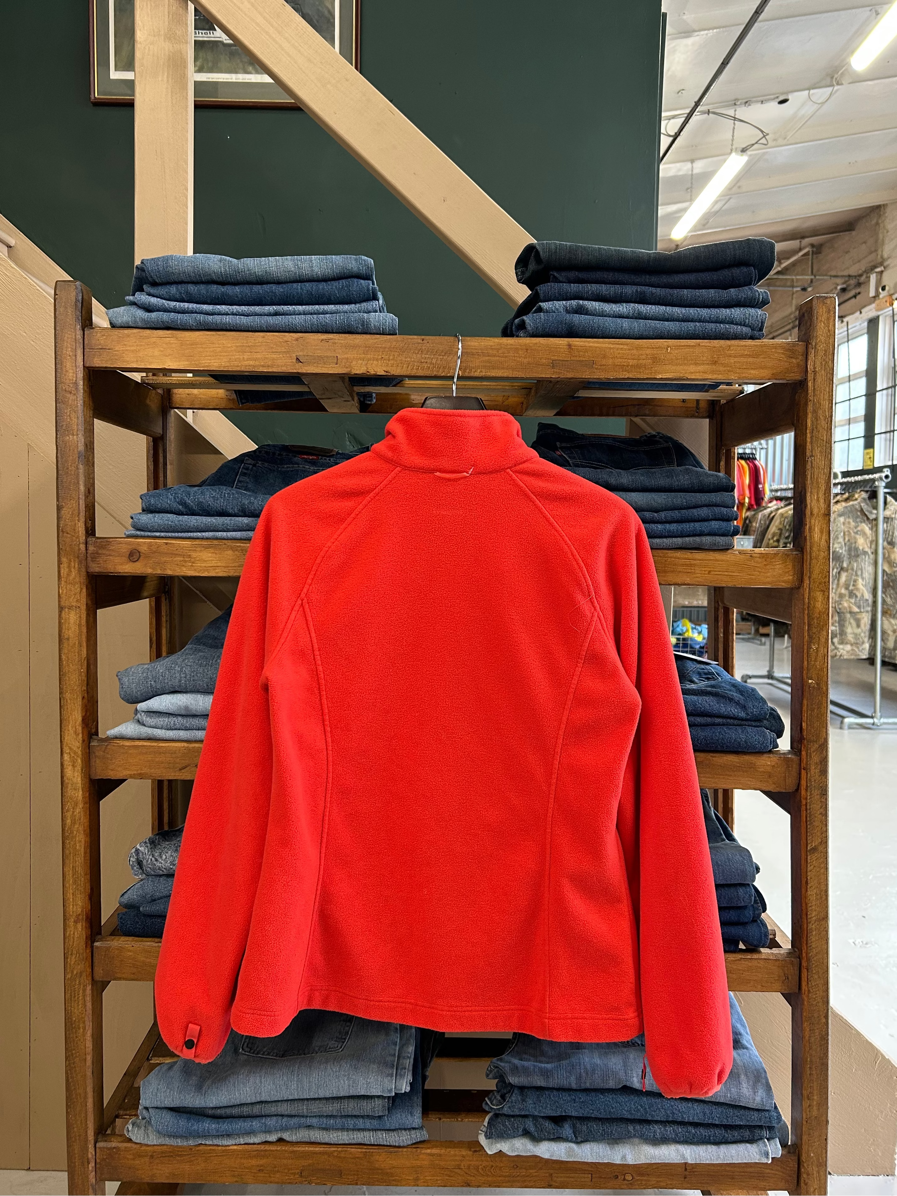 THE NORTHFACE ORANGE FLEECE